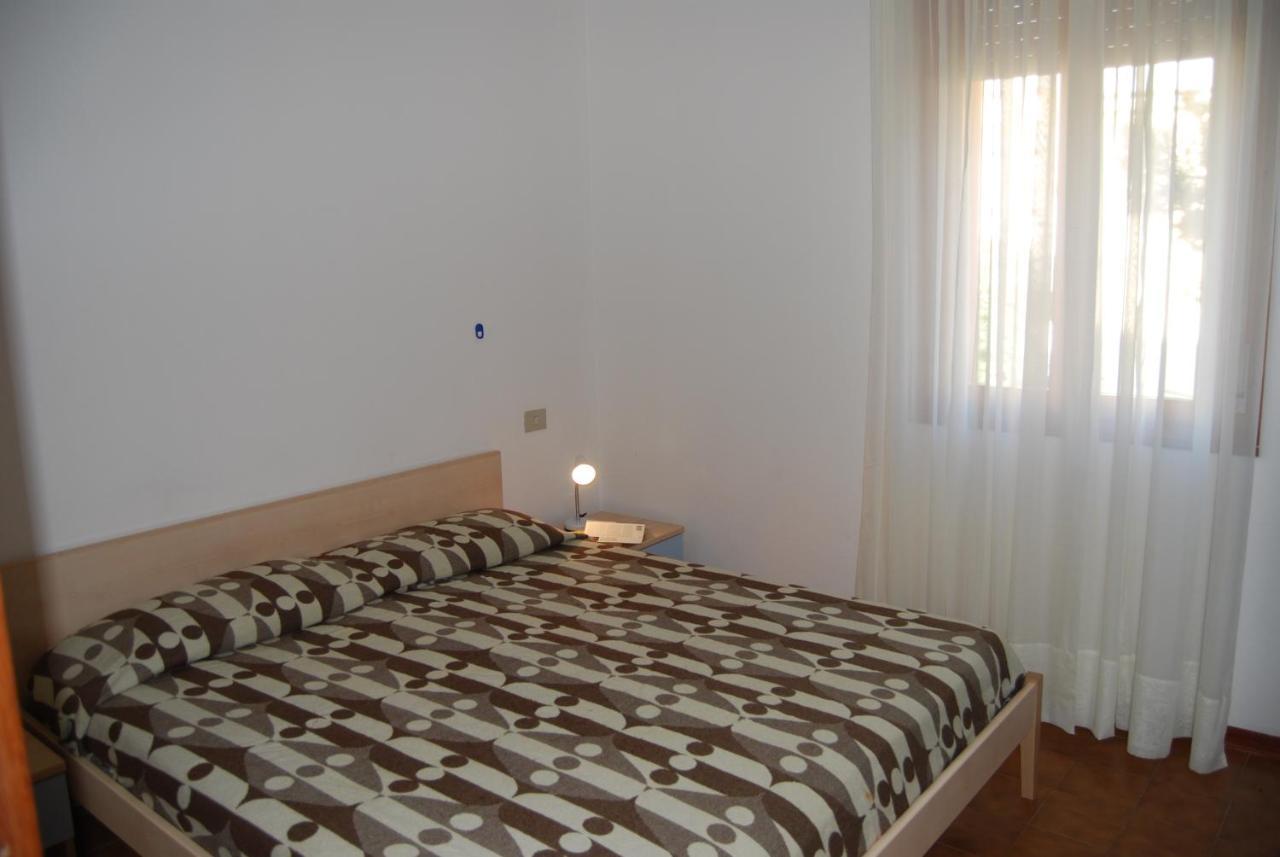 Apartment Welcoming Flat For 6 Guests Next To The